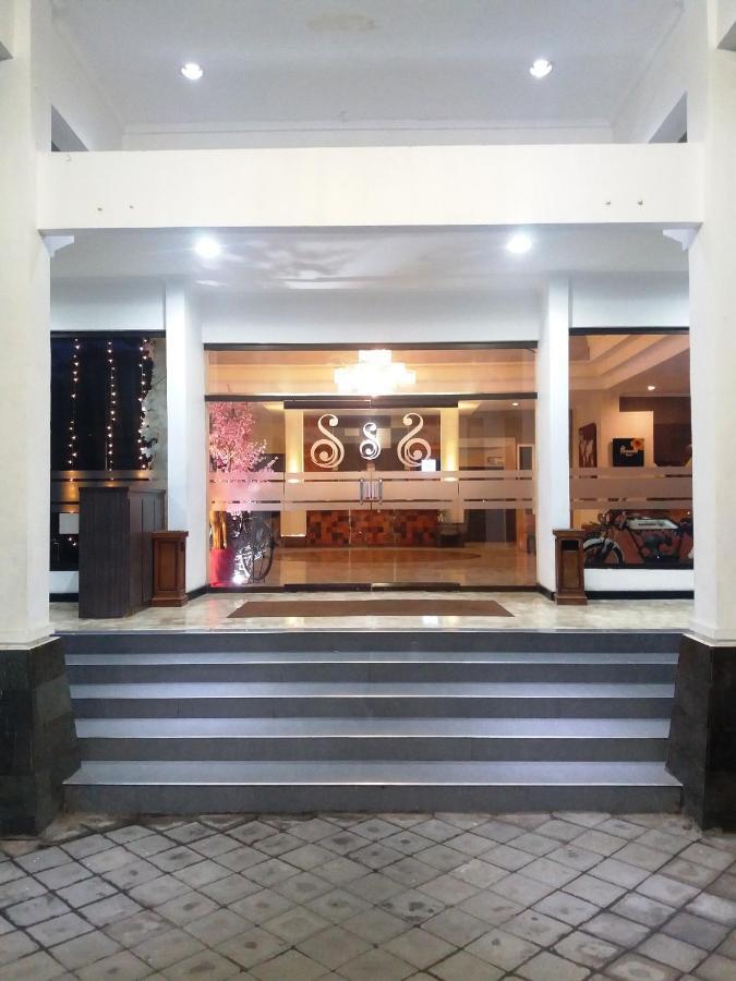 Hotel Sofia Juanda Surabaya Sidoarjo Luaran gambar
